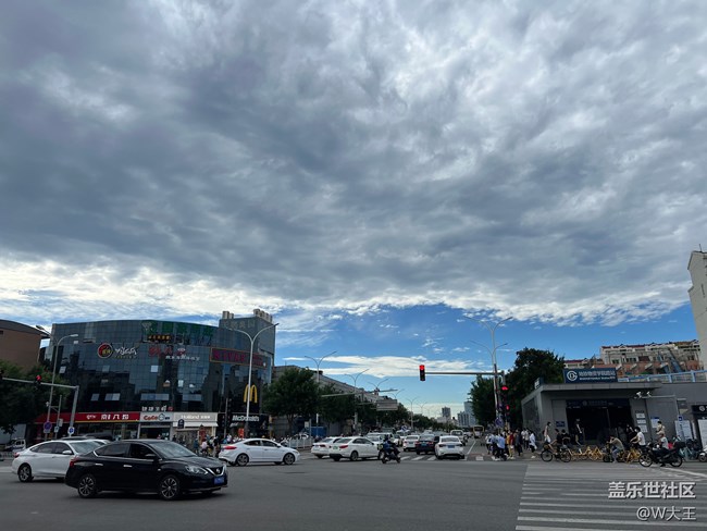 #秋已至——云朵