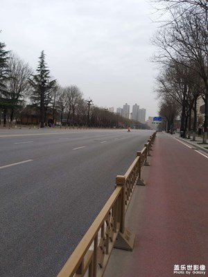 人少車稀