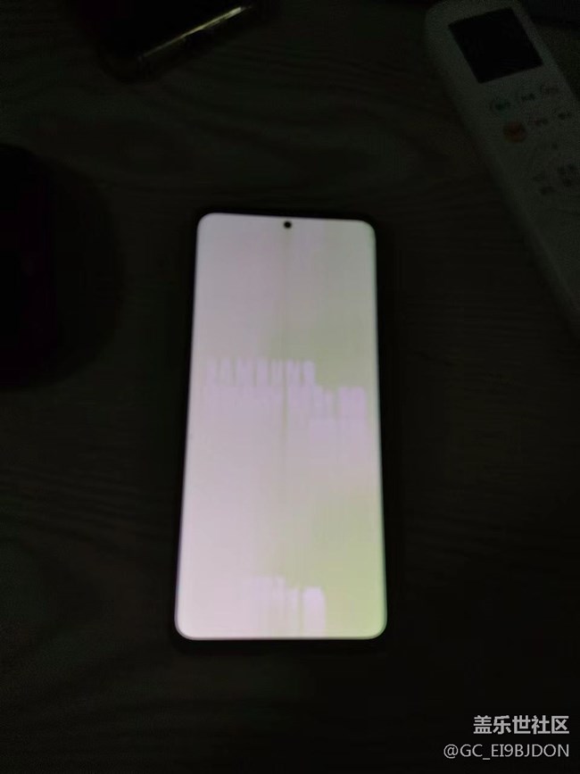 S20+過保沒多久就白屏，這是玩哪出？
