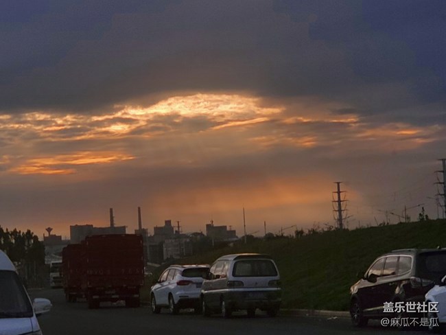 【秋色宜人】+ 夕陽與丁達(dá)爾效應(yīng)