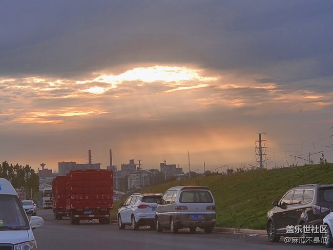 【秋色宜人】+ 夕陽與丁達(dá)爾效應(yīng)