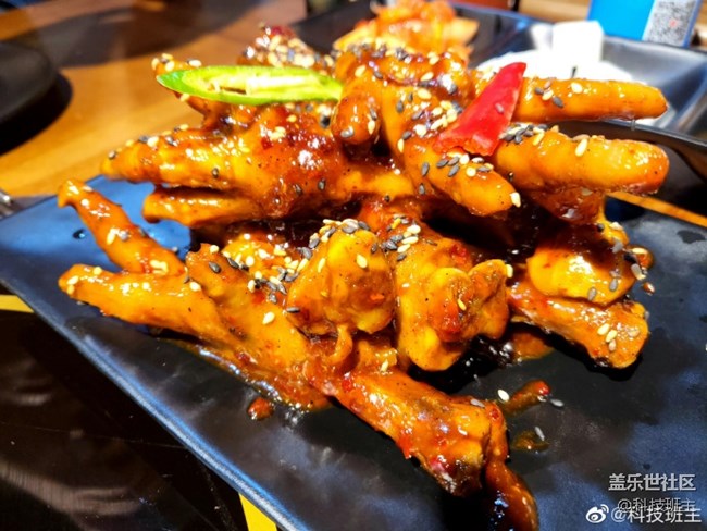 三星Z Flip 3拍美食也是絕絕子??！