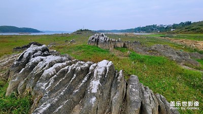 【秋意正濃】+ 滿湖秋色