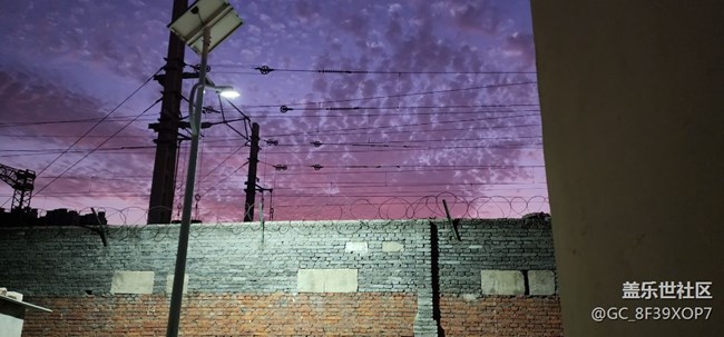 三星s22沒有膜嗎？