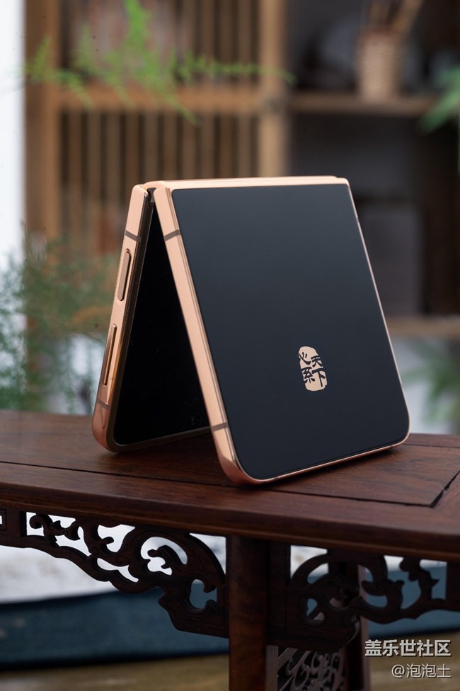 三星W23|W23 Flip:匠心工藝 尊貴體驗 三星W23|W23 Flip:匠心工藝 尊貴體驗