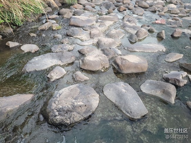 #視角——小河流水