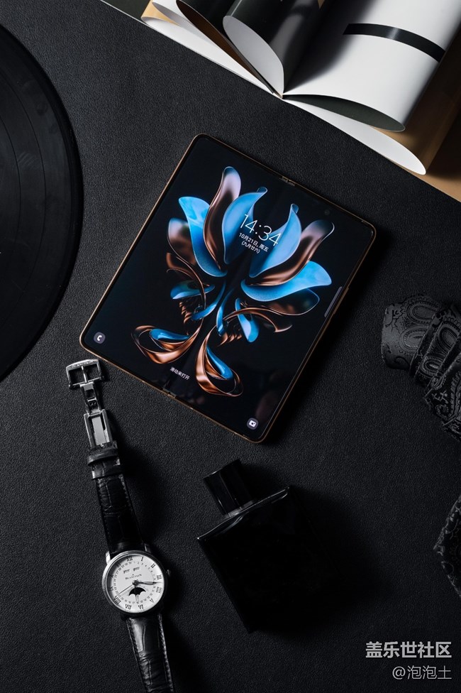 三星W23|W23 Flip:匠心工藝 尊貴體驗 三星W23|W23 Flip:匠心工藝 尊貴體驗