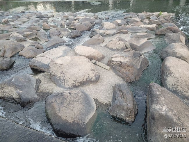 #視角——小河流水