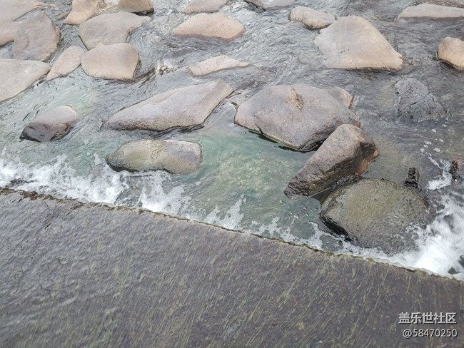 #視角——小河流水