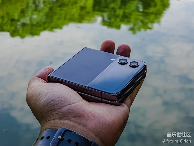 【精致、小巧、时尚】Galaxy Z Flip 4上手体验