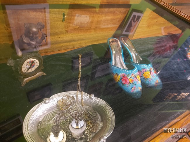 【色彩構(gòu)成】異域老物件