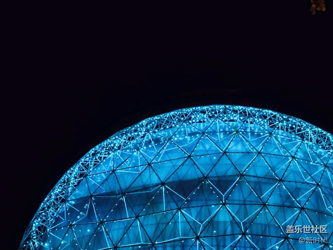 【色彩構(gòu)成】+夜晚多彩的沈陽(yáng)科學(xué)館圖書(shū)館