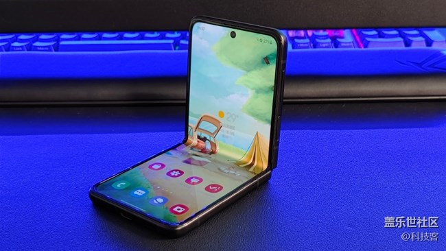 三星 Z Flip3立式交互模式體驗