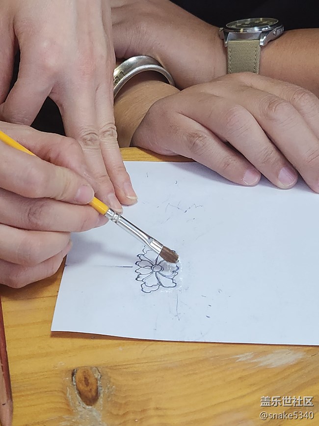 《三星W23/W23 Filp品鑒》一支金釵 《三星W23/W23 Filp品鑒》一支金釵