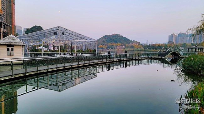 【生活里的光】+小公園的風(fēng)景