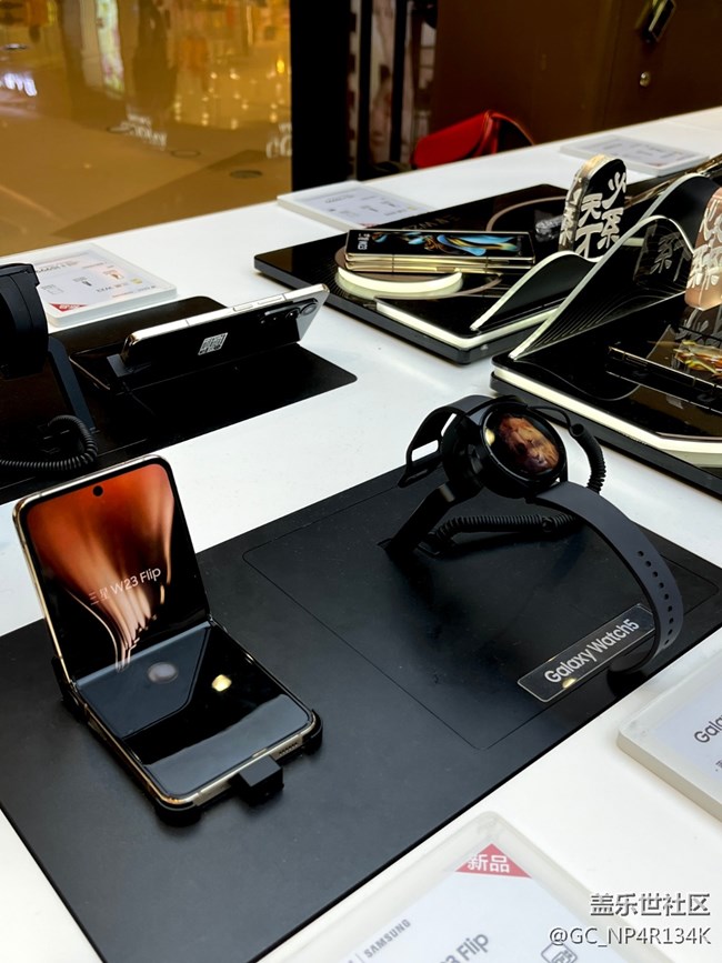 【三星W23系列快閃店打卡】新品初體驗(yàn)