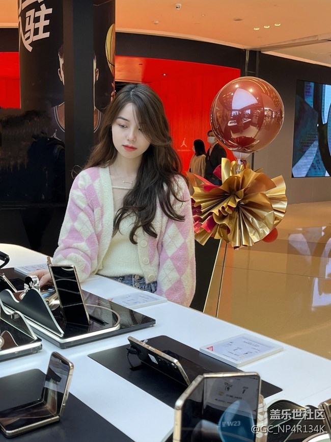 【三星W23系列快閃店打卡】新品初體驗(yàn)