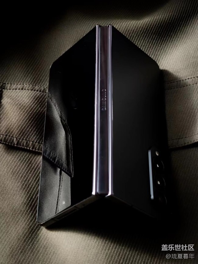 不客觀，真體驗——三星蓋樂世zfold4深度測評