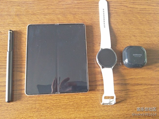 【我的三星手機搭配】全家福