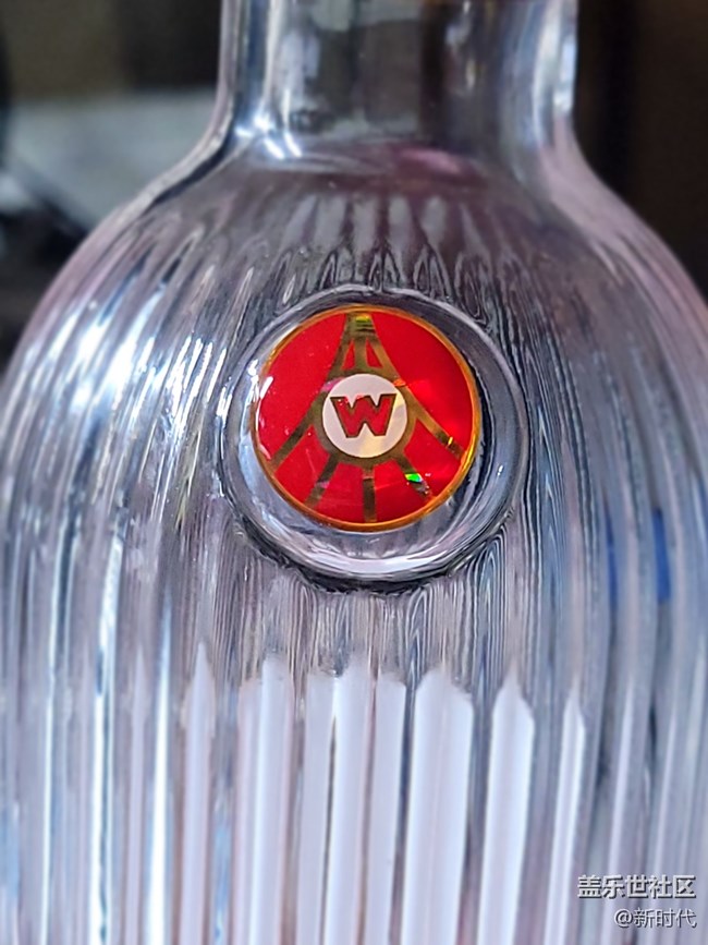 【鏡中景】+ 酒瓶的景