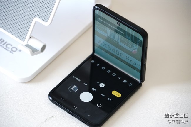 折疊屏的優(yōu)點僅僅是體積小了？看過這個應用小竅門之后再說吧