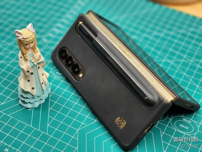 【三星W23品鑒活動(dòng)】折疊手機(jī)還是要看三星