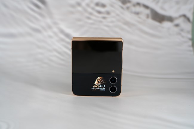 三星W23 Flip的外屏，超級實用！