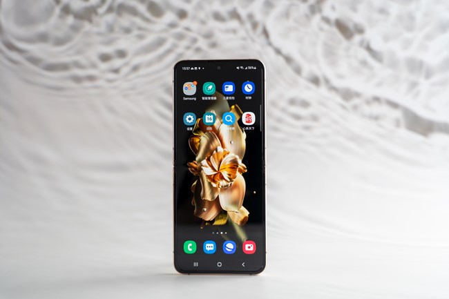 三星W23 Flip的外屏，超級實用！