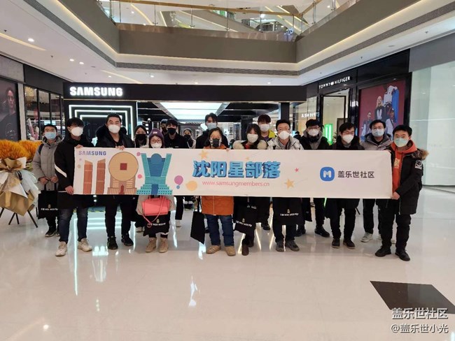 【三星W23系列快閃店打卡】感受W23的尊貴，觀賞電影大作回顧