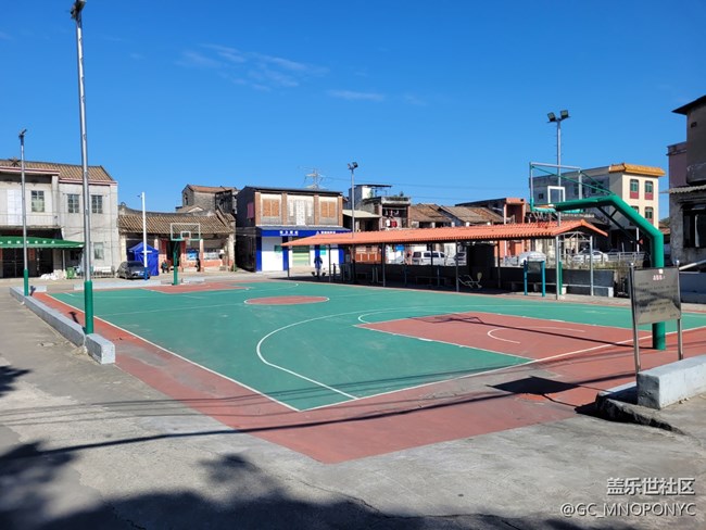 【打卡精彩生活】籃球場
