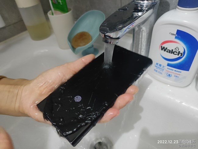 三星S22 Ultra的IP68防水功能真的有用！