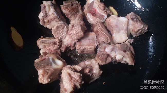 【美食美味】排骨燉板栗