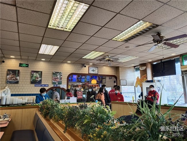 【打卡精彩生活】放開(kāi)堂食啦