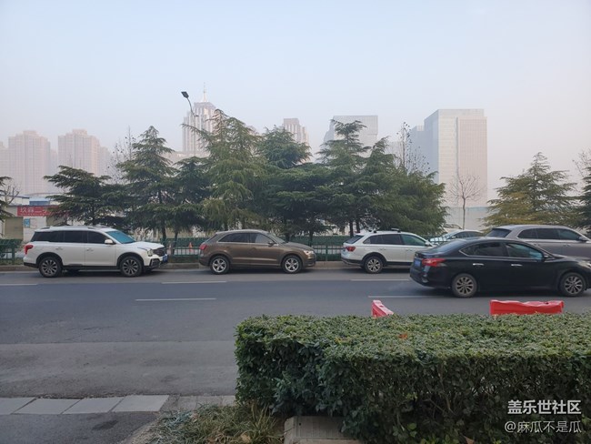 【辭舊迎新】+ 小區(qū)門口的景色