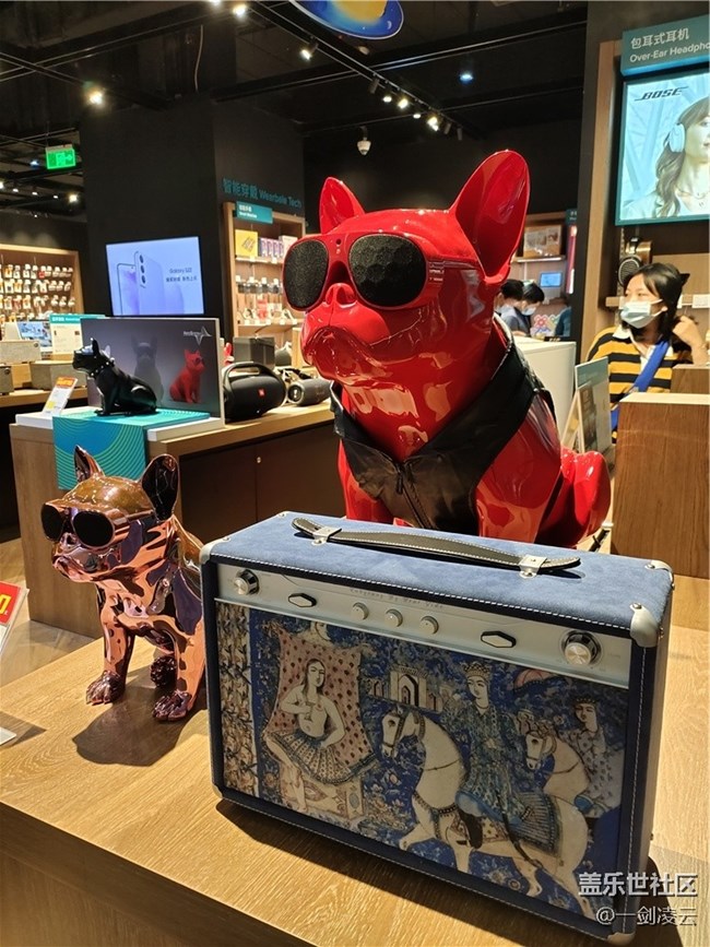 【打卡精彩生活】久違了，購(gòu)物中心的手辦