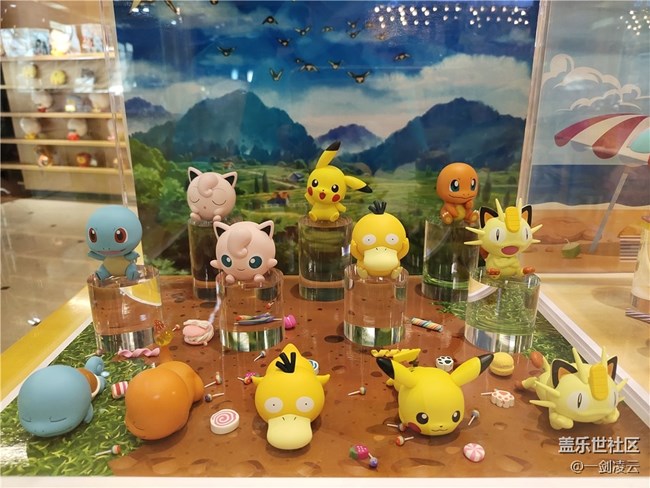 【打卡精彩生活】久違了，購(gòu)物中心的手辦