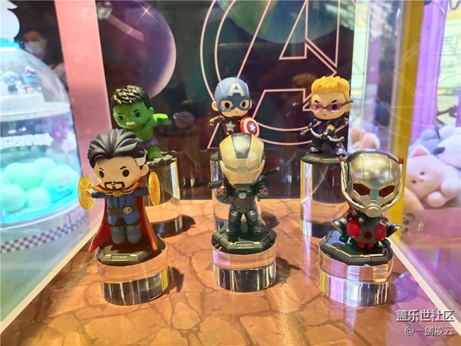 【打卡精彩生活】久違了，購(gòu)物中心的手辦