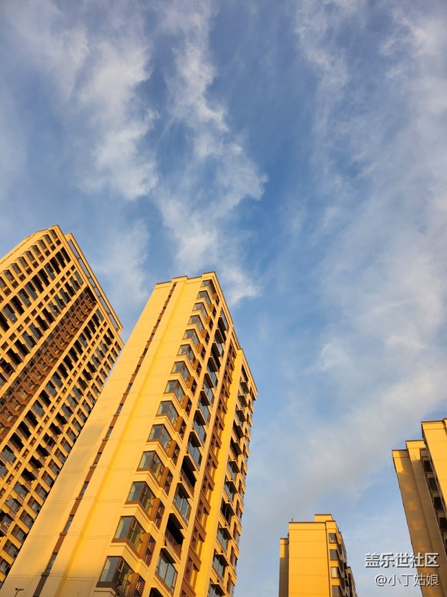 三星W23 Flip：仙女記錄生活必不可少~