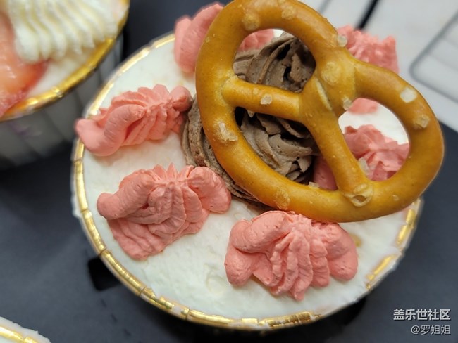 年終活動——制作紙杯蛋糕活動