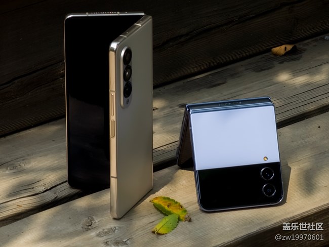 抓住2022尾巴的Z Fold4及其他產品評測貼