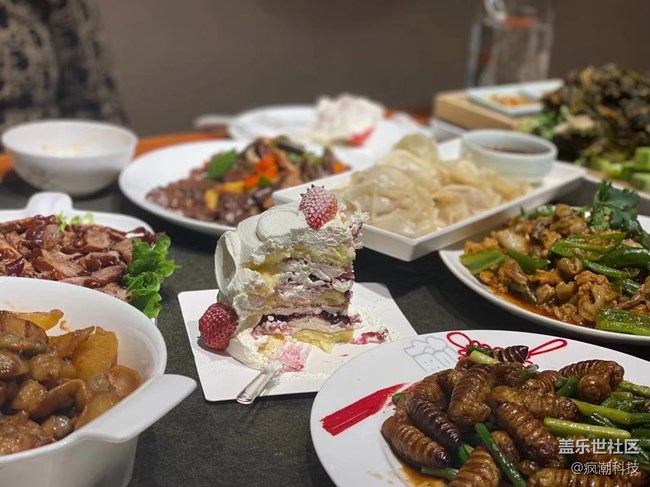 用三星Galaxy Z Flip3 5G記錄疫情放開(kāi)前后的生活差異