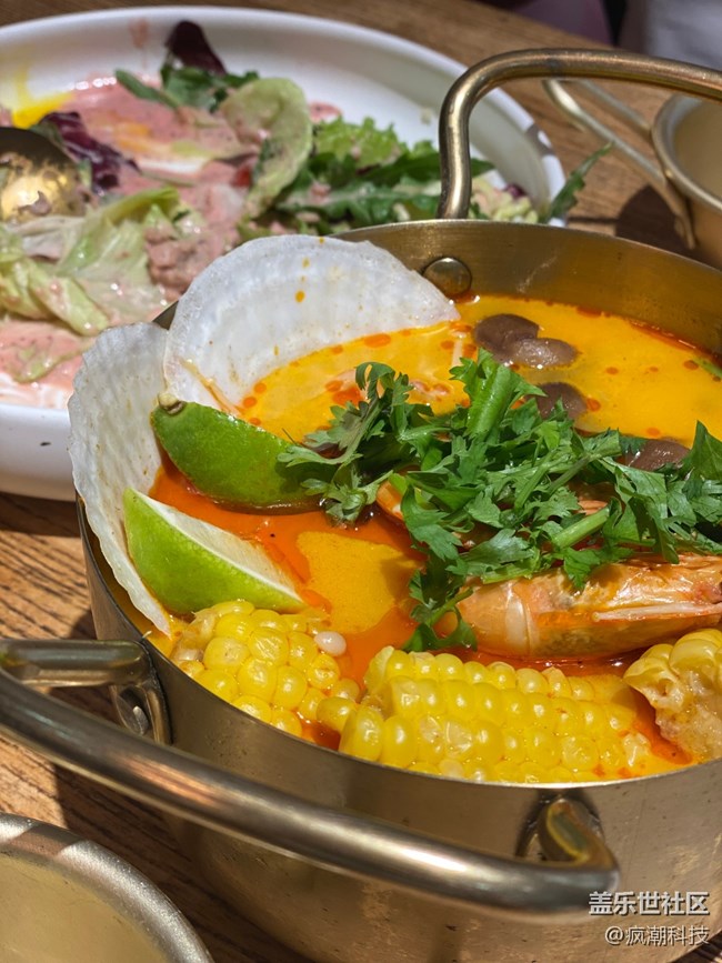 用三星Galaxy Z Flip3 5G記錄疫情放開(kāi)前后的生活差異