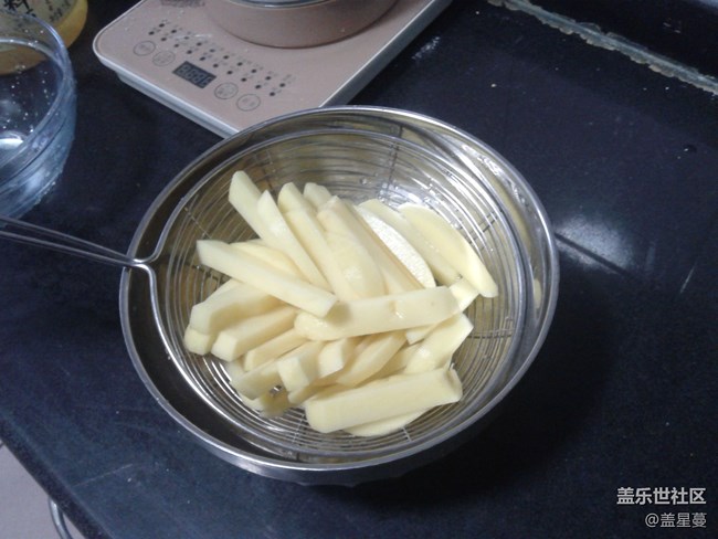 【打卡精彩生活】用空氣炸鍋自制薯條