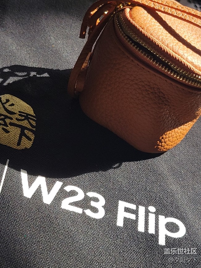 【三星W23系列快閃店打卡】參加活動(dòng)領(lǐng)取的禮品