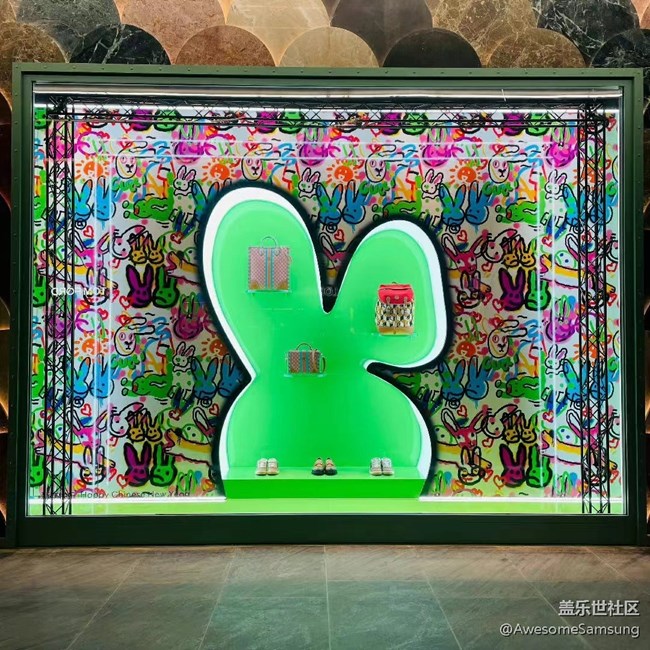 【兔年尋兔】社區(qū)的攝影主題和電視的主題，居然一致！