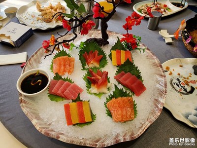 【新年快樂】+吃吃吃