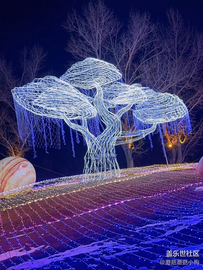 【我在盛京拍花燈】關(guān)東影視城相聚歡！