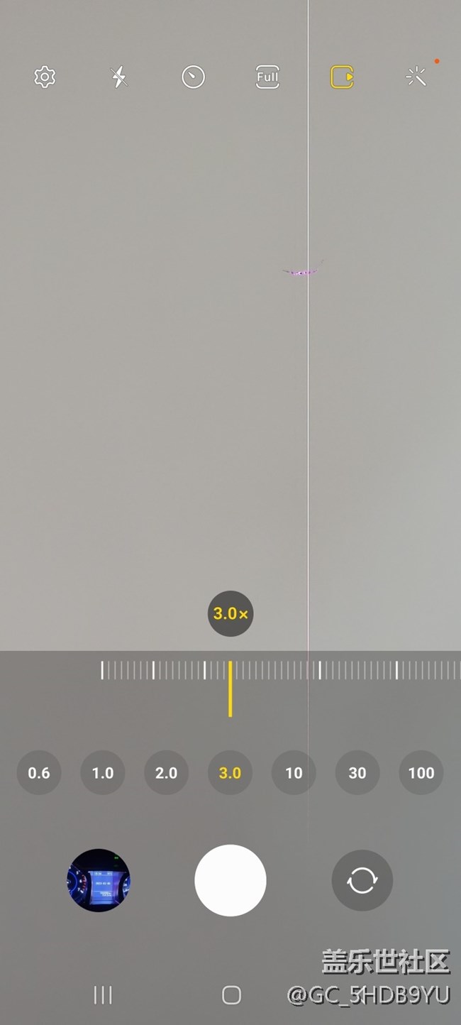 S21 Ultra相機問題，相機模式屏幕污點、亮線