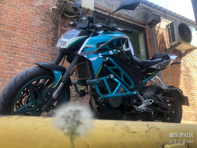 【生活邊角料】+刷洗機(jī)車