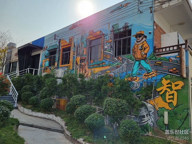 最近兩年的新機子拍照都有逆光眩光泛白的問題